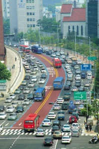 Bus lanes in downtown Seoul cut through heavy traffic and reduce pollution